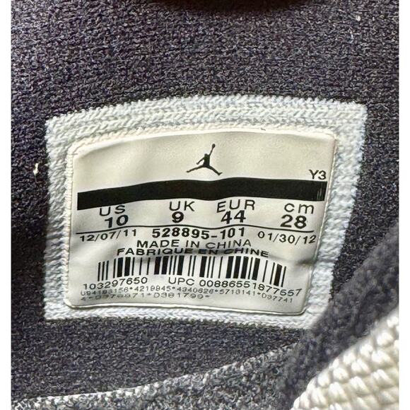 Air Jordan 11 Retro Low Shoes Mens Size 10 Cherry Varsity 528895-101 2012 - Picture 12 of 12